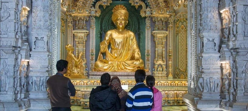 Delhi: Akshardham Temple Tour with Light and Water Show - Transport, timing, and what is included