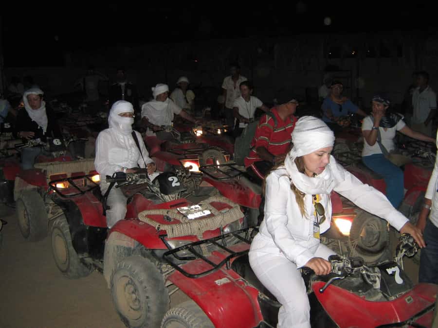 Desert Sunset Quad Bike ATV for 50Km, Oriental Show, Dinner, - Dinner, tea, and the evening program