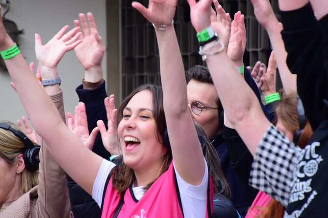 Drag Queen Disco Diva Tour - Silent Disco Walking Tour - A Pop Party With London as the Backdrop