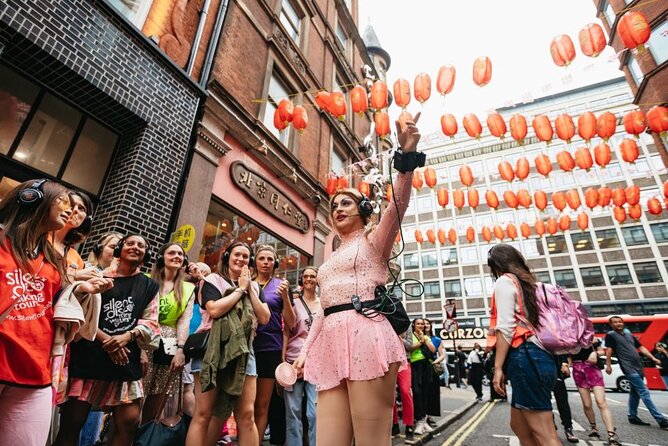 Drag Queen Disco Diva Tour - Silent Disco Walking Tour - Rain, Clothing, and Practical Comfort