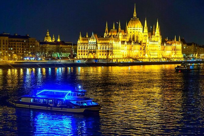 Drinks and Folklore Show Cruise in Budapest - Who will enjoy this cruise most