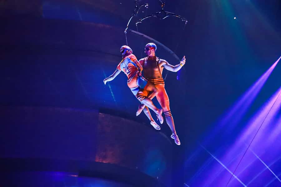 Dubai: La Perle by Dragone Show Tickets - The acrobatics, aerial work, and stunt action