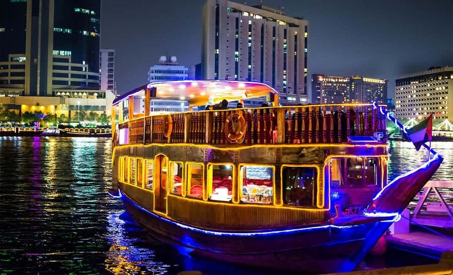 Dubai Marina Dinner Cruise – Live Show, AC & Open Bar - Air conditioning, comfort, and who should book