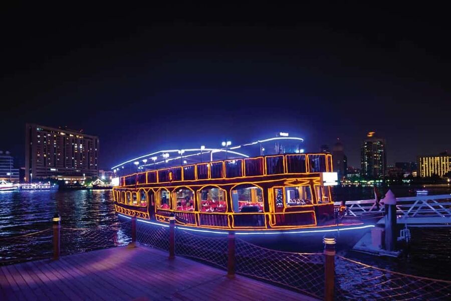 Dubai Marina Dinner Cruise – Live Show, AC & Open Bar - The departure plan: arrive early and check the boat name