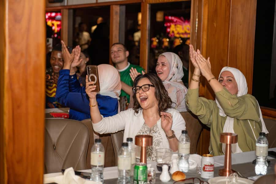 Dubai Marina: Luxury Dinner Cruise, Live Show, Open Bar & DJ - Why the Dubai Marina setting matters