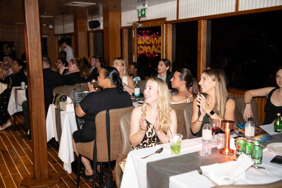 Dubai Marina: Luxury Dinner Cruise, Live Show, Open Bar & DJ - Live singing, Tanura dancing, and the DJ