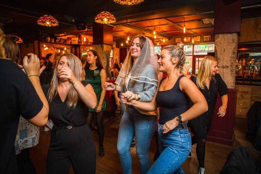 Dublin: Irish Music and Dance Show with Dance Lesson - Is $28 good value?