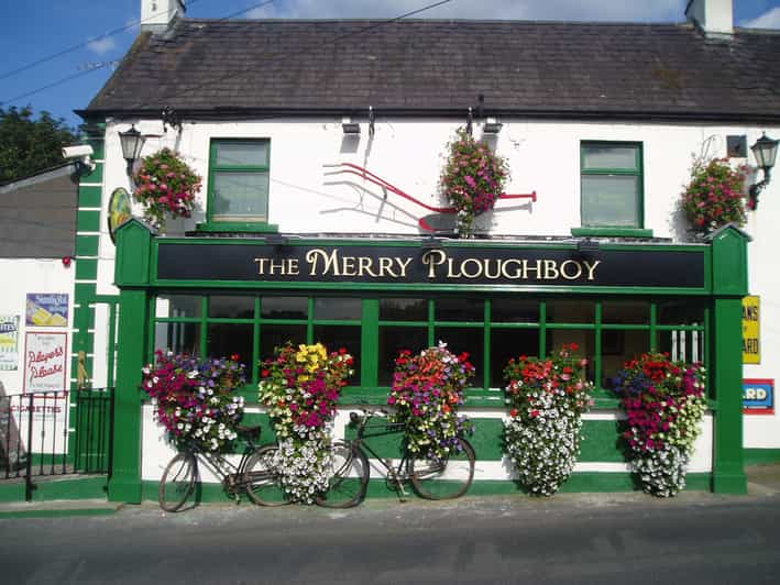 Dublin: Irish Night Show at the Merry Ploughboy Pub - Getting there from central Dublin