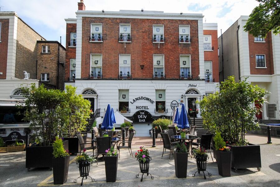 Dublin: Music and Dance Show at The Irish House Party - Key points to know before booking