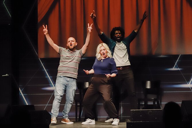 English Comedy Show Amsterdam: Boom Chicago - What the Best Parts Have in Common