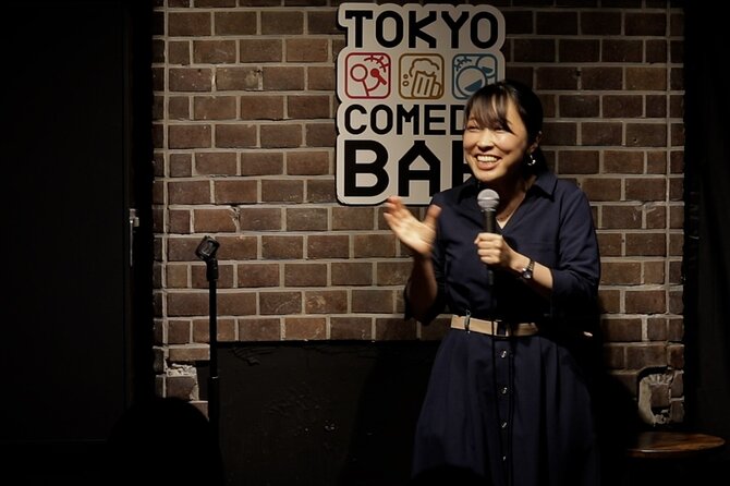 English Stand up Comedy Show - Drinks, snacks, and the social side