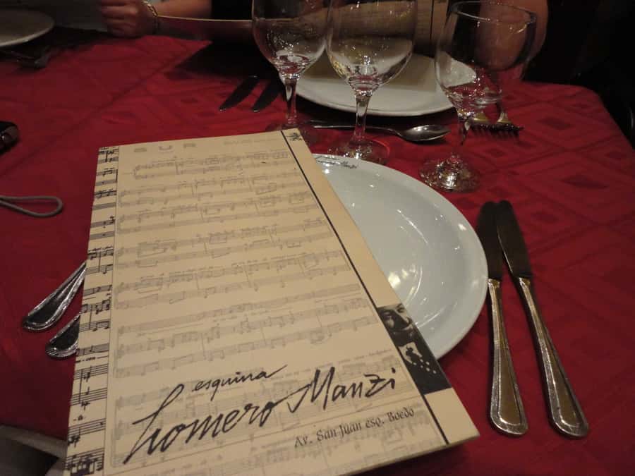 Esquina Homero Manzi Dinner and Tango Show - The Bandoneón Sets the Mood