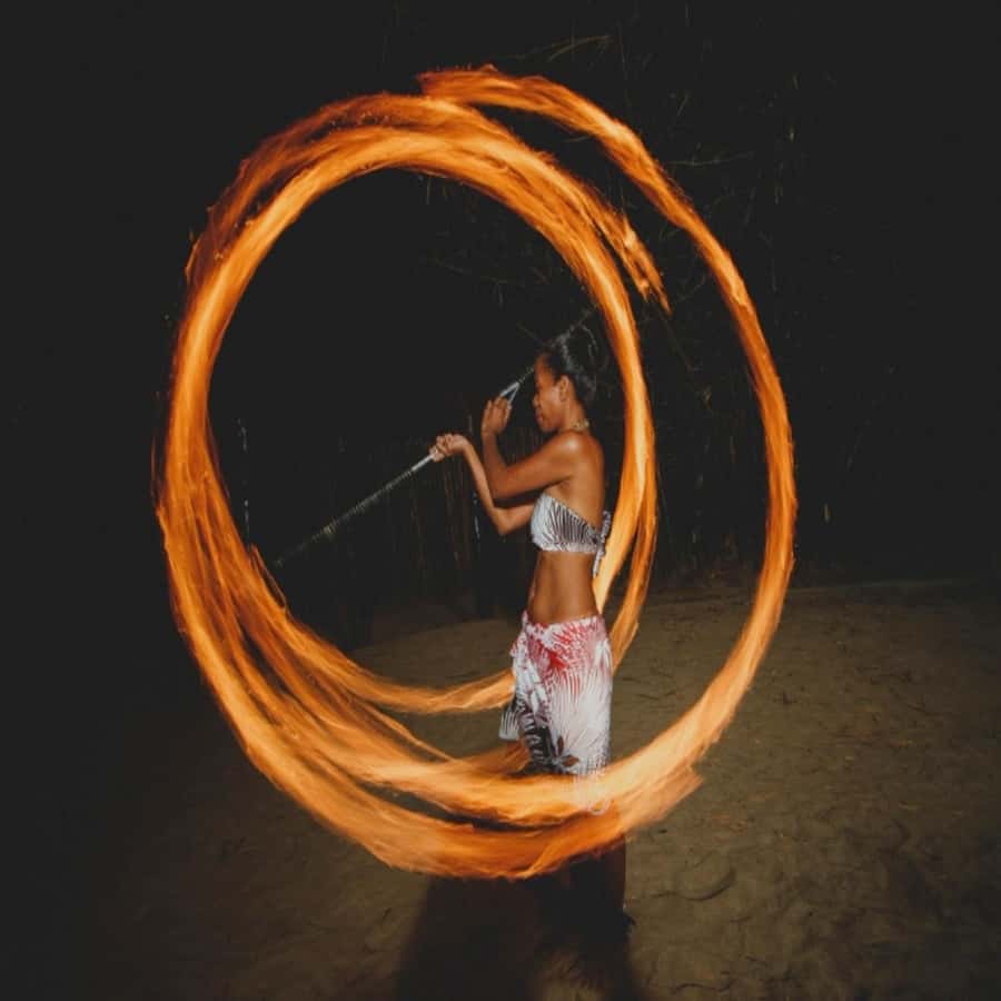 Fiji: Cultural Village Evening Tour with Dinner and Show - Walking through the temple and chief’s house