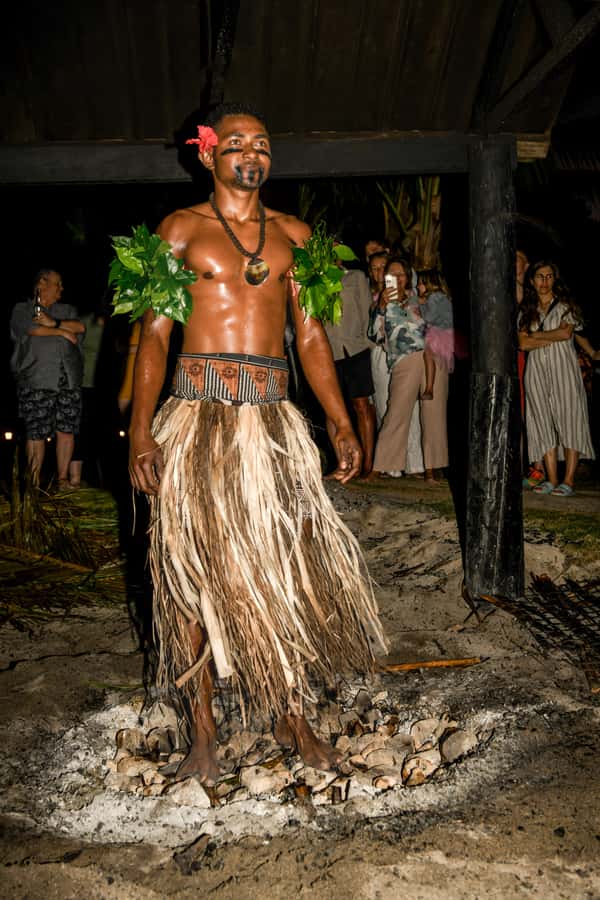 Fiji: Sunset Cruise with Dinner and Fire Show - Who will enjoy this island evening