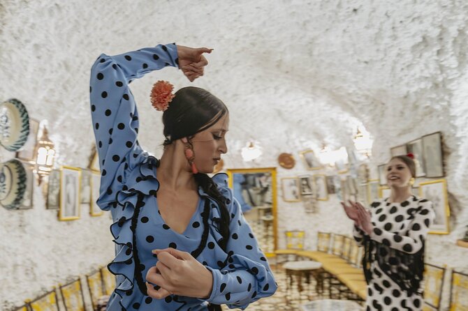 Flamenco show at Cueva Los Amayas, in Sacromonte - Is $27.22 a fair price?
