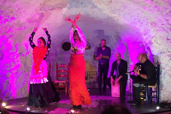 Flamenco Show in a Cave Restaurant in Granada - Key points at a glance