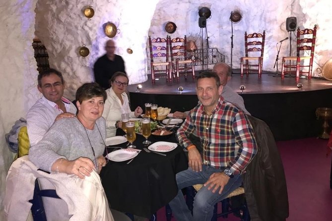 Flamenco Show in a Cave Restaurant in Granada - Finding El Templo del Flamenco in the Albaycín