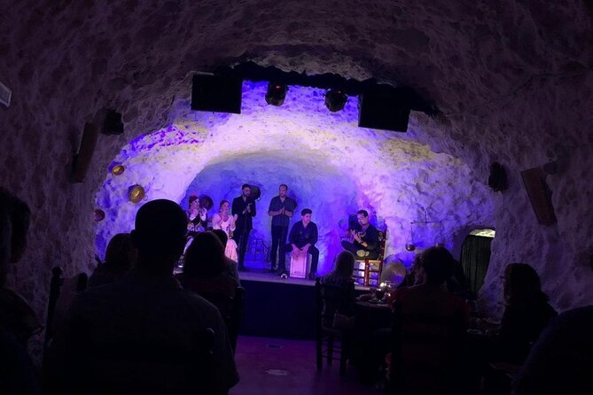 Flamenco Show in a Cave Restaurant in Granada - How to plan the best version of this evening