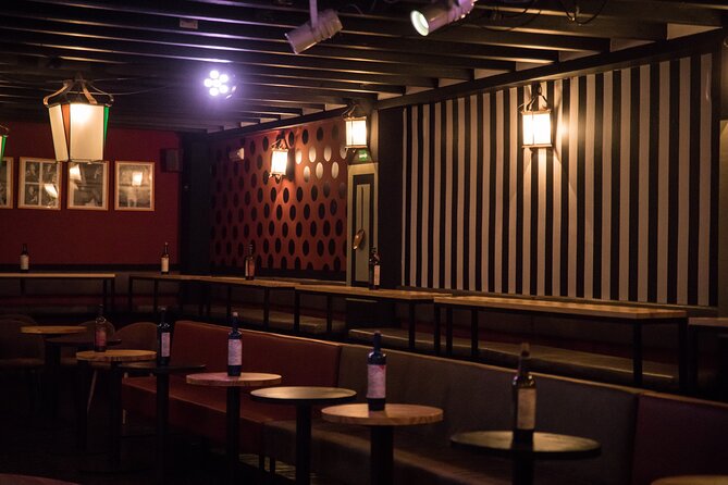 Flamenco Show Ticket at tablao Jardines de Zoraya Granada - Why the intimate room changes the experience