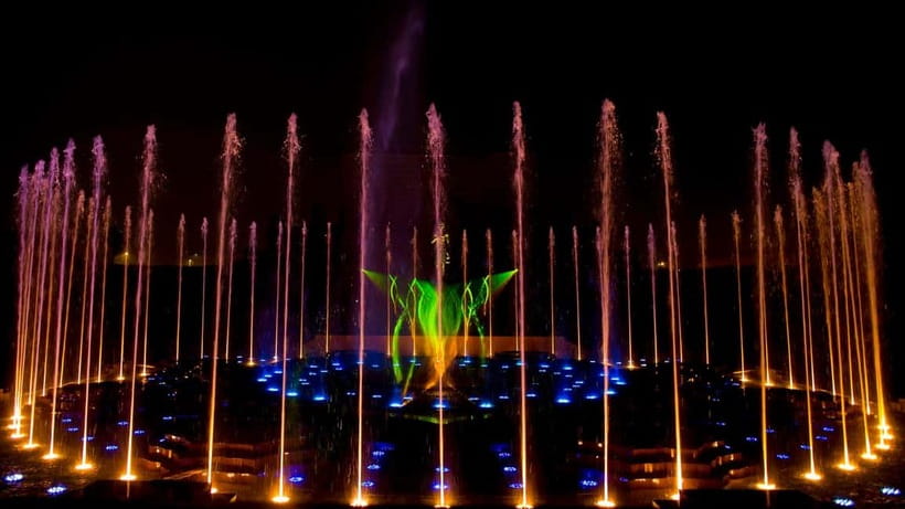From Delhi: Akshardham Exhibition and Sahaj Anand Water Show - Should you book the Akshardham experience?
