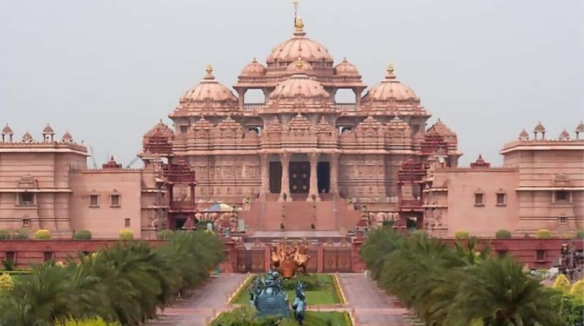 From Delhi: Akshardham Tour With Light & Water Show - Key points about the Akshardham evening