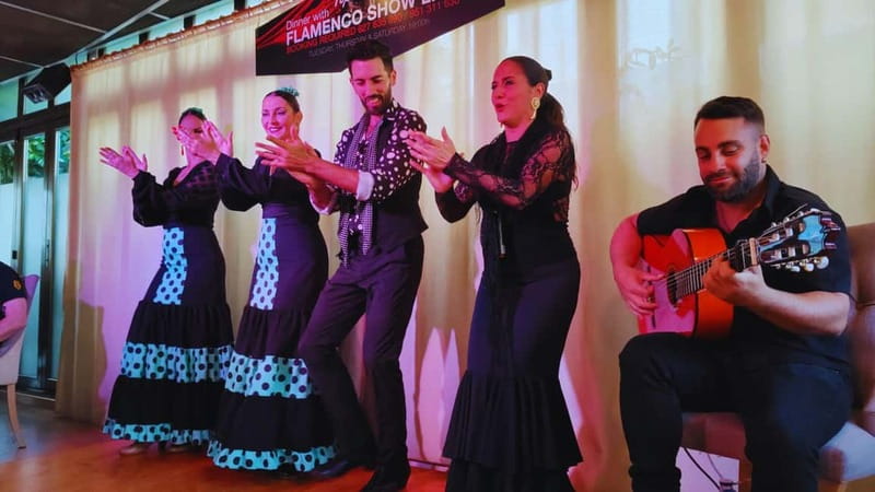 Fuengirola: Flamenco Show at Tipi Tapa Restaurant near Mijas - Key points to know before booking