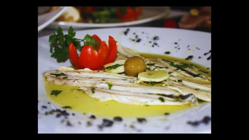 Fuengirola: Flamenco Show & Dinner at Tipi Tapa, near Mijas - Who will enjoy this evening most