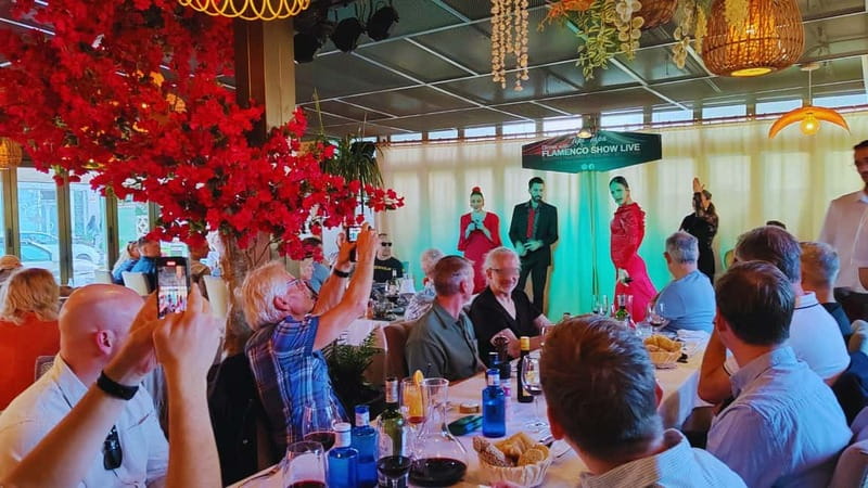 Fuengirola: Flamenco Show & Dinner at Tipi Tapa, near Mijas - Why the 7:30 p.m. schedule matters
