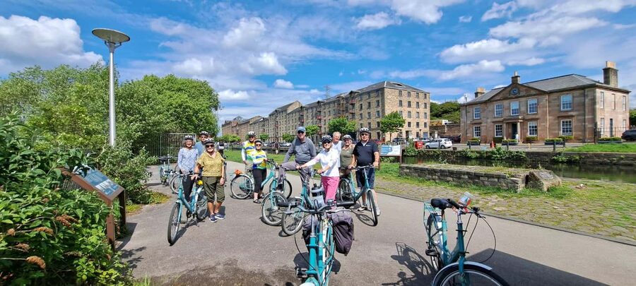 Glasgow: City, Clyde and West End Highlights Bike Tour - Glasgow Green and the city’s east side