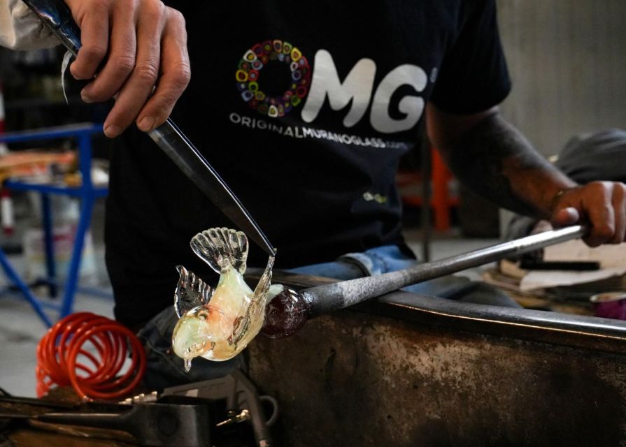 Glass Blowing Show Visit Murano Glass Factory & Showroom OMG - Key points at a glance