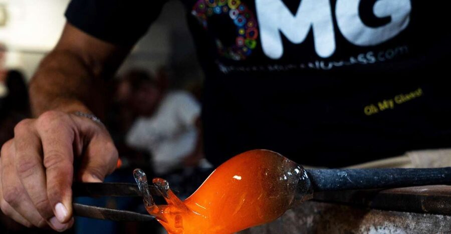 Glass Blowing Show Visit Murano Glass Factory & Showroom OMG - Is the $5 ticket good value?