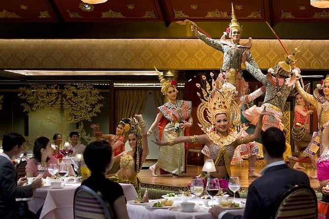 Gourmet Dinner & Spectacular Show at Mandarin Oriental - Is $139.97 a fair price?