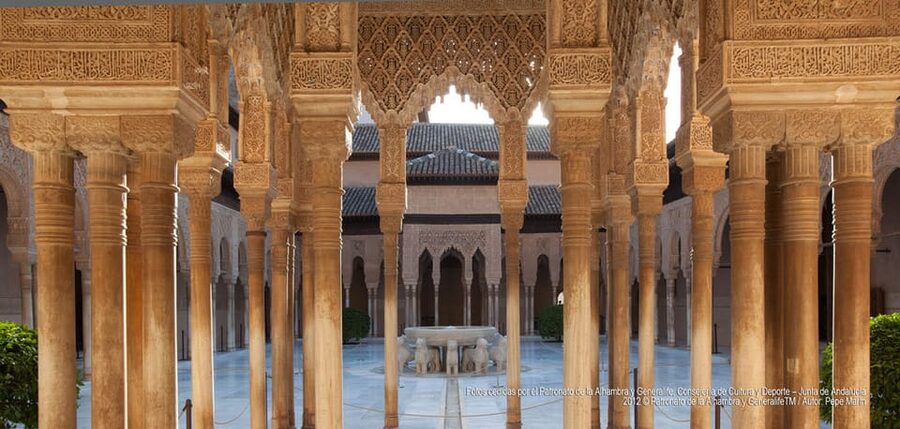 Granada: Alhambra Guided Tour and Flamenco Show - The four-hour break in Granada