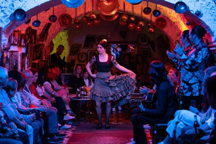 Granada: Los Amayas Cave Flamenco Show in Sacromonte - The Best Seats Inside Los Amayas