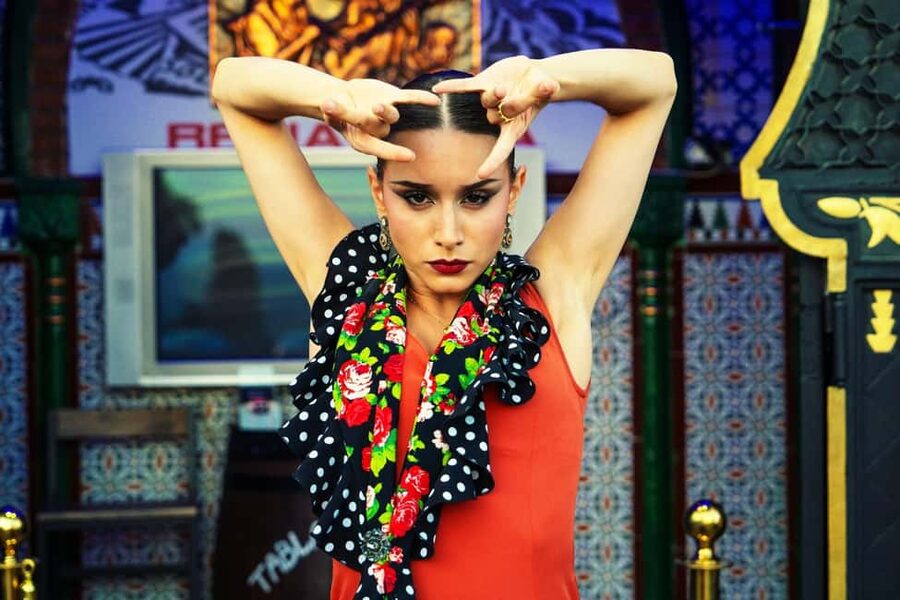 Granada: Traditional Flamenco show at Tablao Albayzín - Key points to know before booking