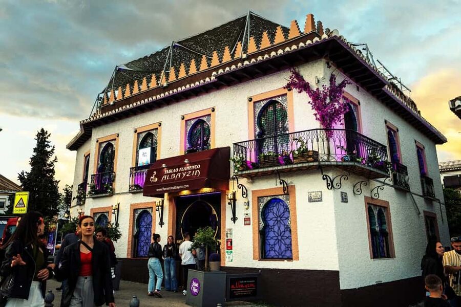 Granada: Traditional Flamenco show at Tablao Albayzín - The Alhambra view adds more than scenery
