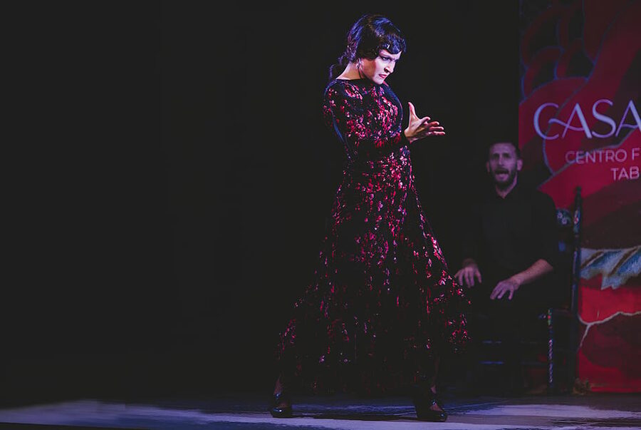 Granada: Traditional Flamenco Show at Tablao Casa Ana - Why the small room changes the experience