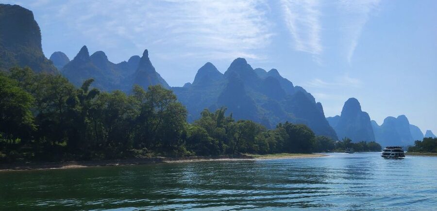 Guilin: Private Full-Day Li River Cruise and Liusanjie Show - Is $263 per person good value?