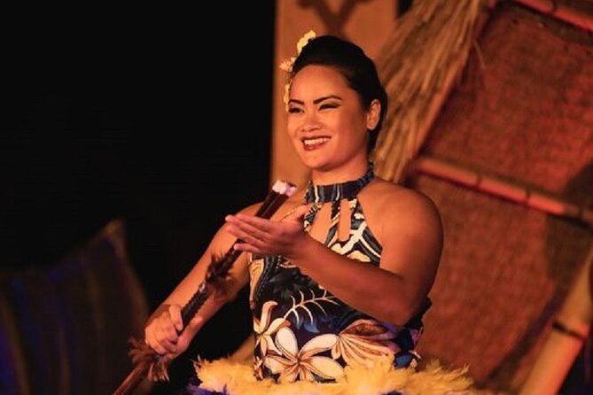 Hale Hoaloha Luau at the Mauna Lani - A luau rooted in Kalāhuipuaʻa