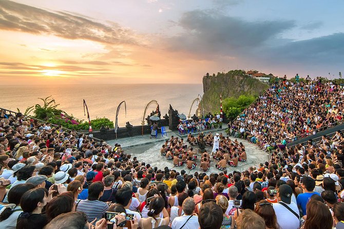Half-Day Tour: Uluwatu Temple and Kecak Fire Dance Show - Why the Uluwatu Sunset Setting Works So Well