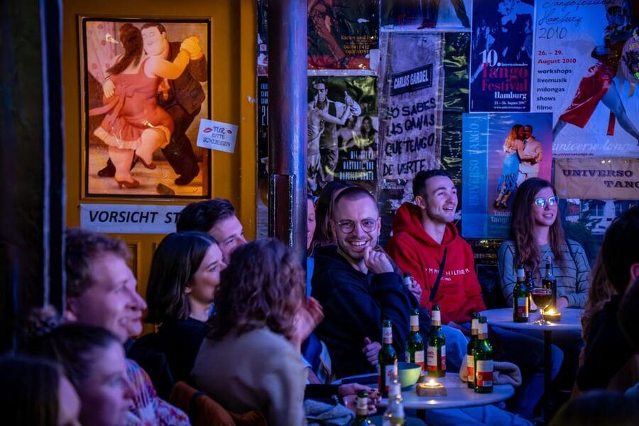 Hamburg: Moin Comedy Club Stand Up Comedy Live Show Ticket - Who will enjoy this most