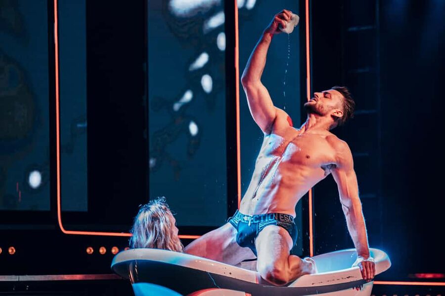 Hamburg: SIXX PAXX Men´s Perfoming Arts Show - My booking verdict