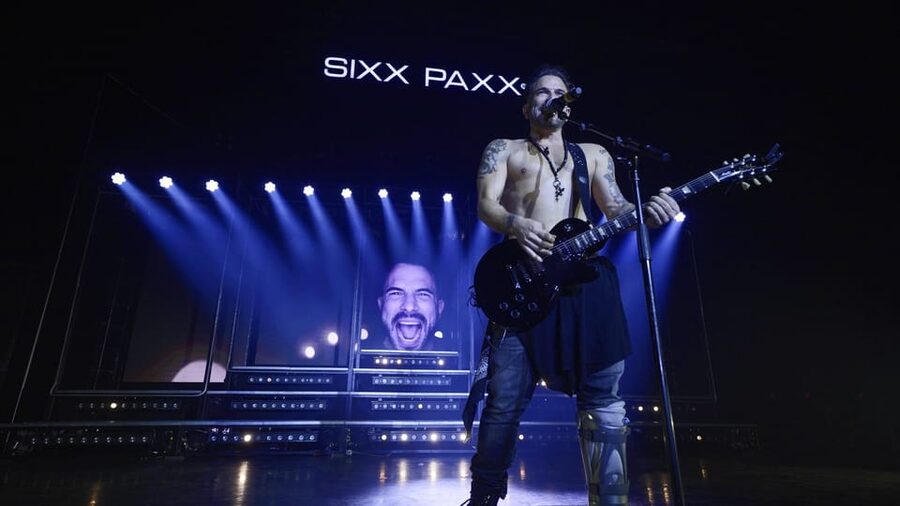 Hamburg: SIXX PAXX Men´s Perfoming Arts Show - Music, language, and stage style