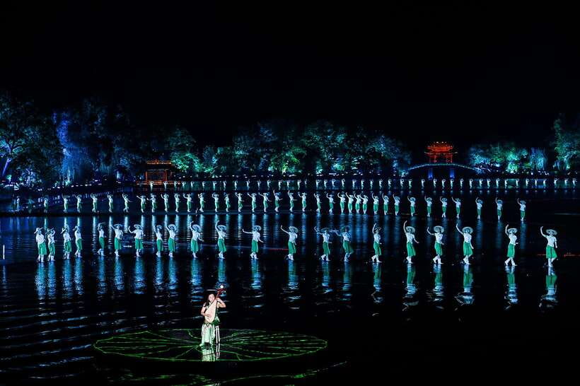 Hangzhou: Impression West Lake Show(Enduring Memories of HZ) - Patriotism, moonlight, and familiar songs