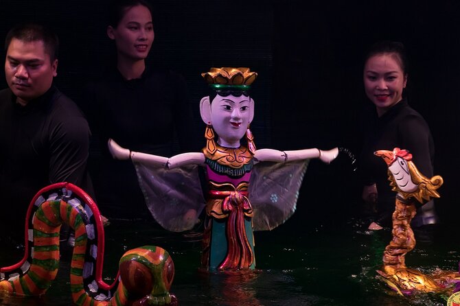 Hanoi: Amazing Water Puppet Show-Buddha Buffet (Vegan/Vegetarian) - Five minutes around Hoan Kiem Lake