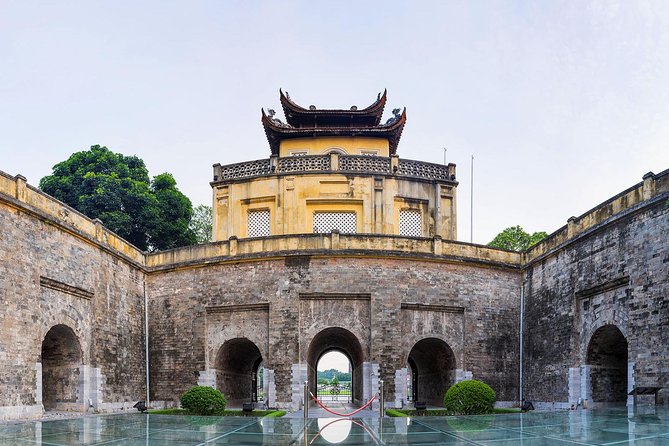 Hanoi city tour with water puppet show- small group tour - A full day that explains Hanoi through its landmarks