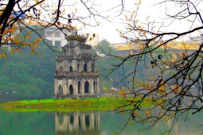 Hanoi Cyclo Ride and Water Puppet Show