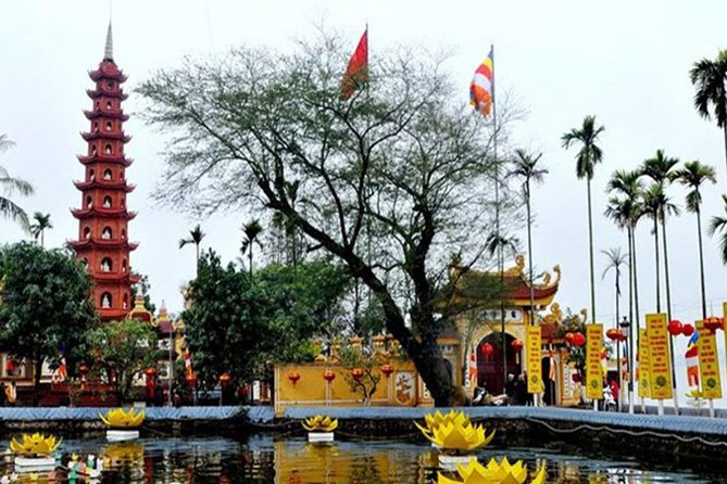 Hanoi Cyclo Ride and Water Puppet Show - Thang Long Water Puppet Theatre