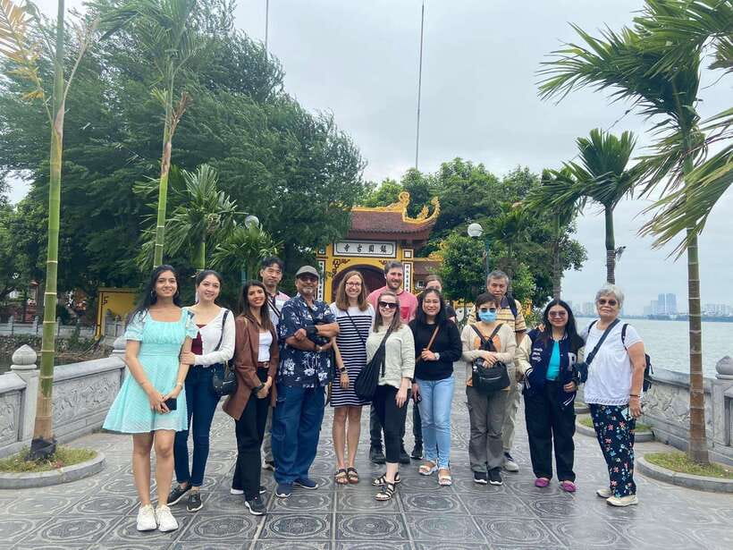 Hanoi: Full-Day or 1/2 City Tour & Water Puppet Show options - What to bring and what to watch for