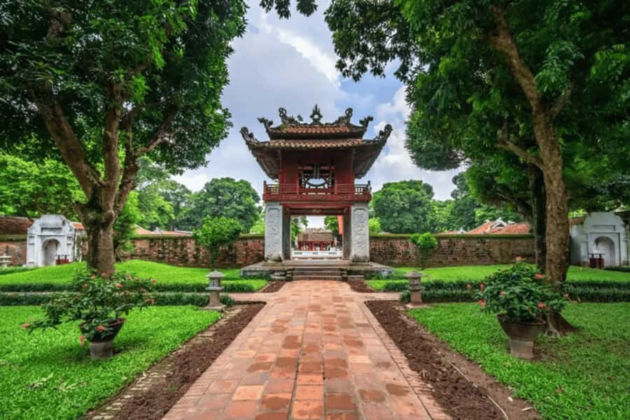 Hanoi: Half-Day City Tour with Thang Long Water Puppet Show - Practical tips for a smoother afternoon